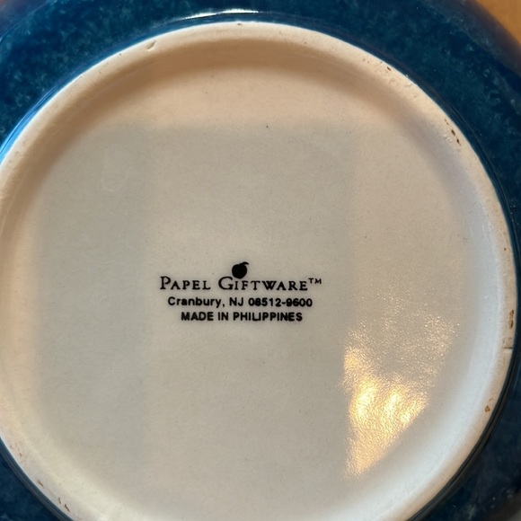 Clearance!!!Papel Giftware Holiday Bowl - Picture 2 of 3